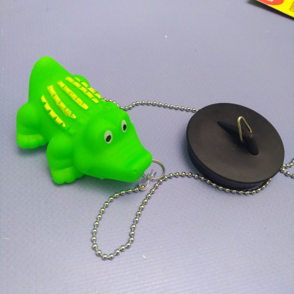 Пробка для ванны с игрушкой - пищалкой на цепочке Веселые плескания